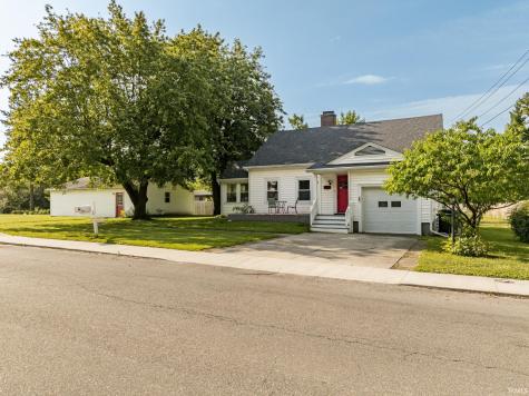 1201 W Cowing Drive Muncie IN 47304