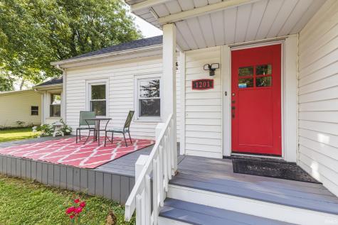 1201 W Cowing Drive Muncie IN 47304