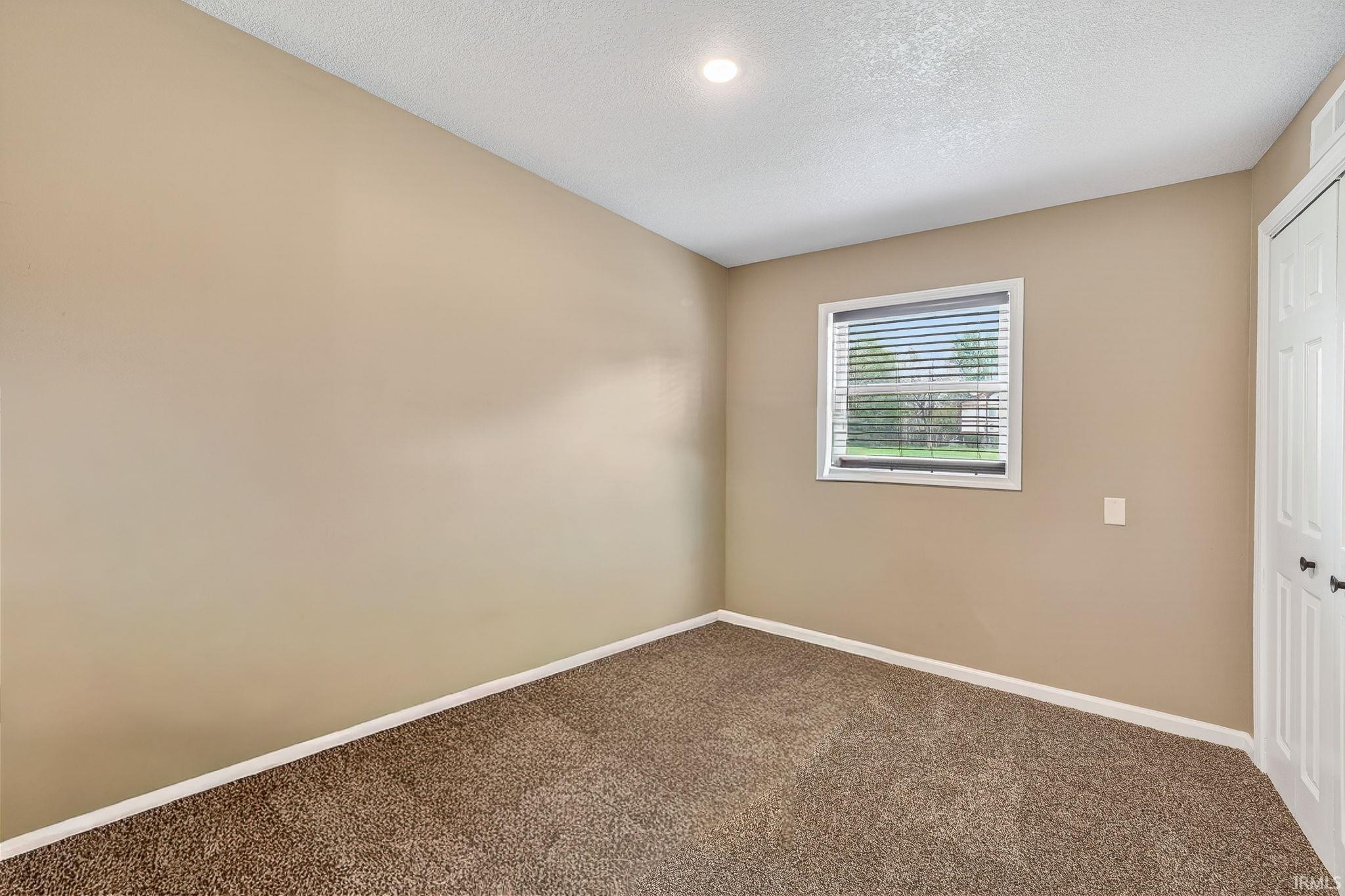 20911 Roycroft Drive South Bend IN 46614