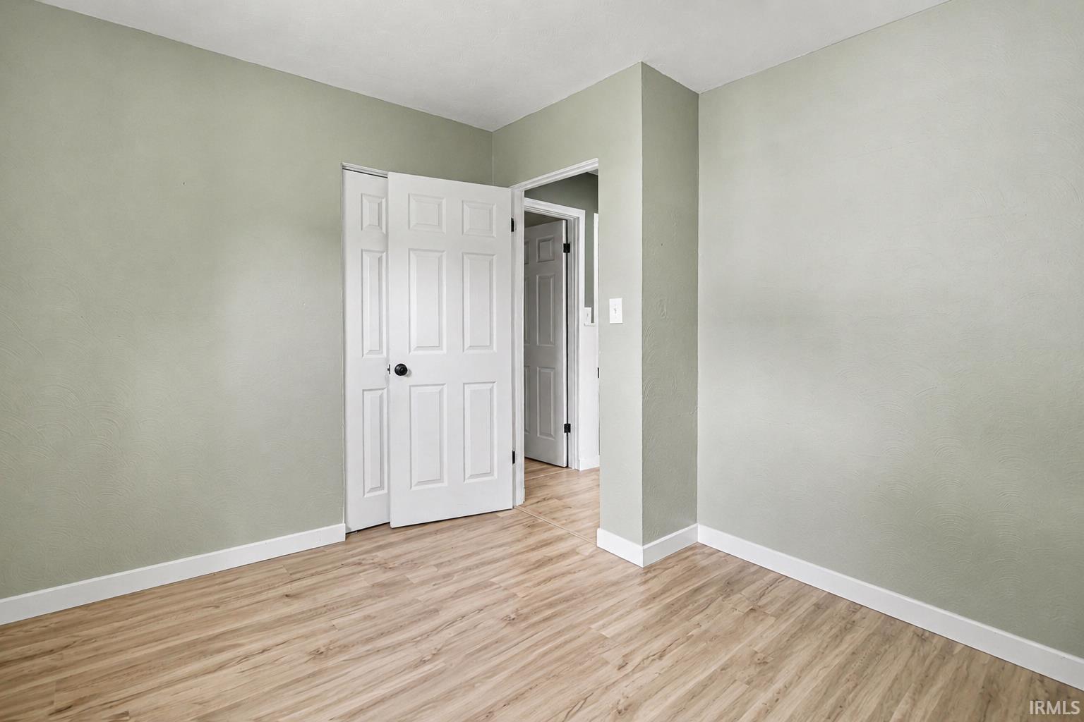 2220 Solomon Avenue South Bend IN 46615