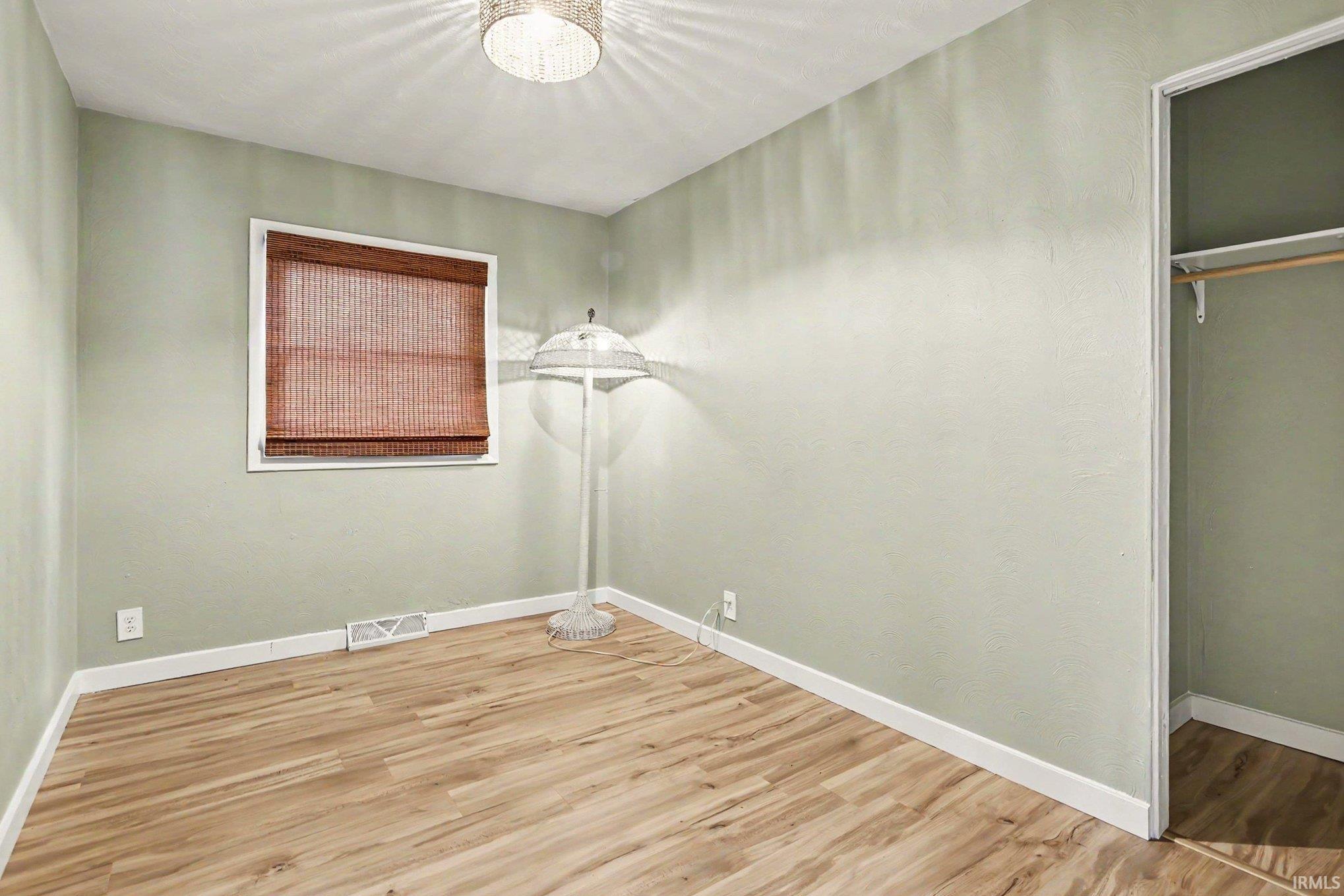 2220 Solomon Avenue South Bend IN 46615