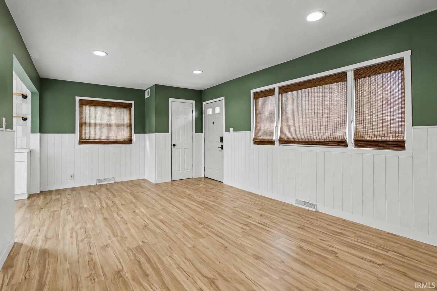 2220 Solomon Avenue South Bend IN 46615