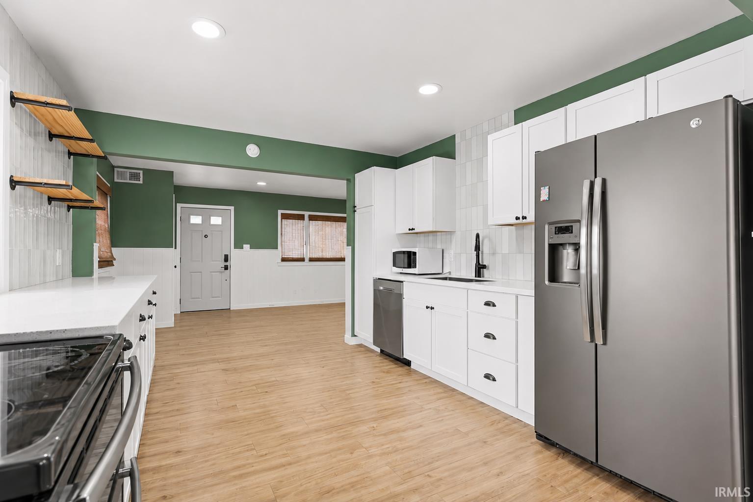 2220 Solomon Avenue South Bend IN 46615