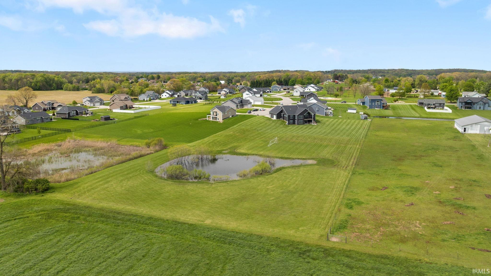 56408 White Pine Ridge Middlebury IN 46540