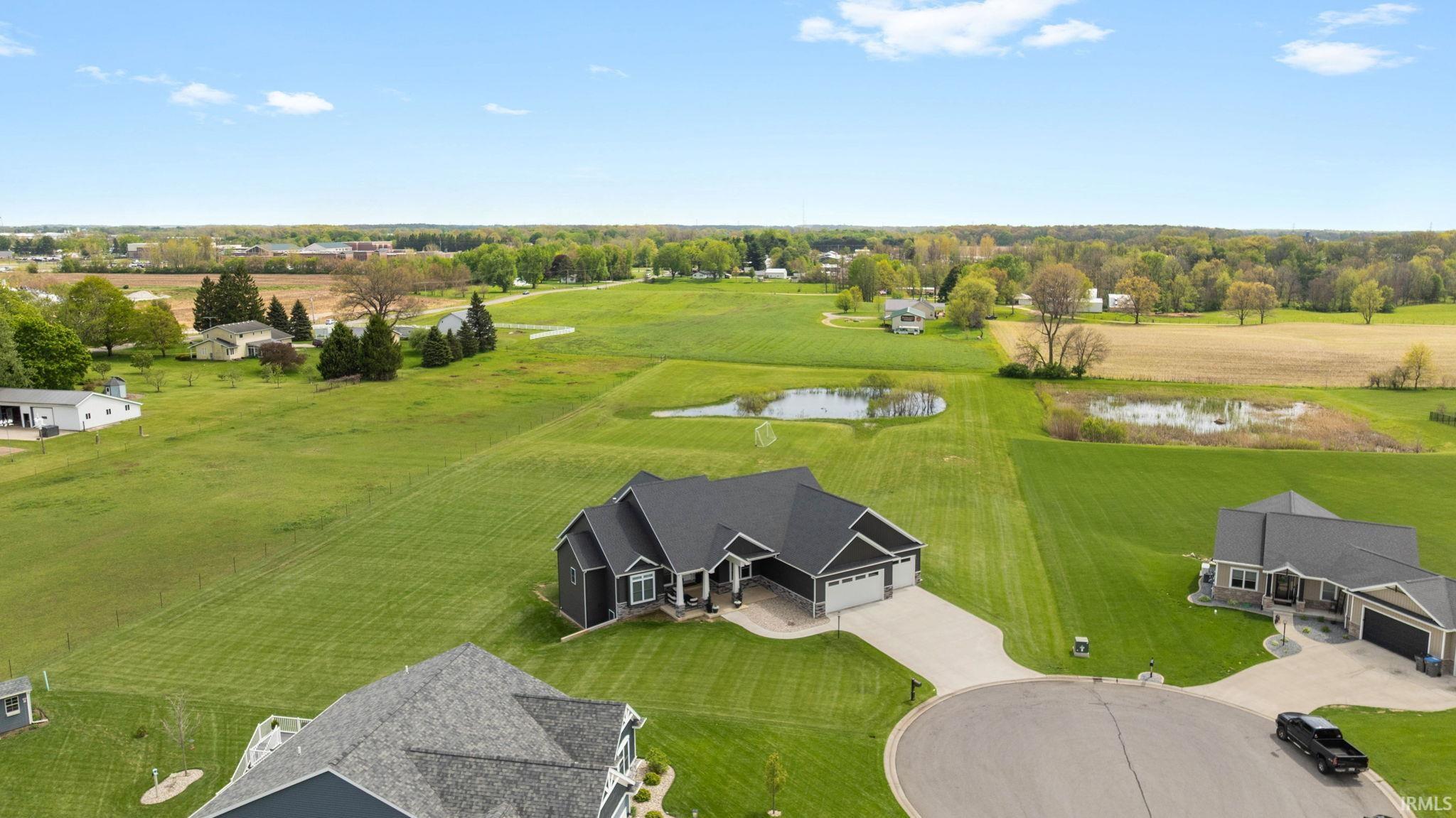 56408 White Pine Ridge Middlebury IN 46540