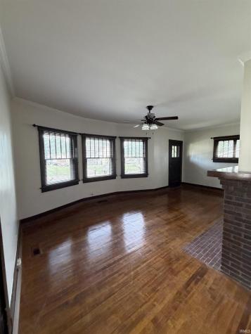 330 S Jefferson Street Bloomfield IN 47424
