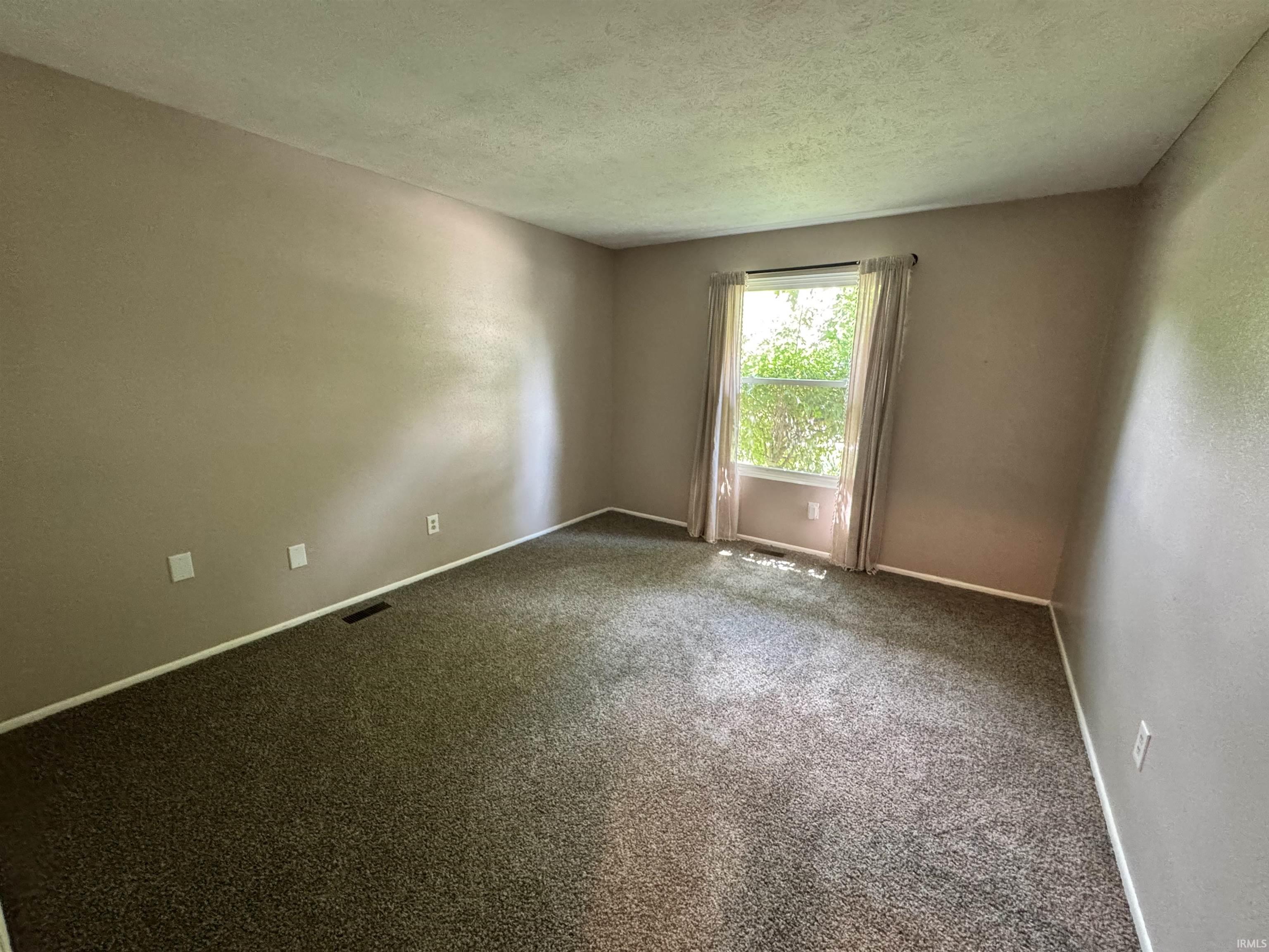 1957 Broadford Drive South Bend IN 46614