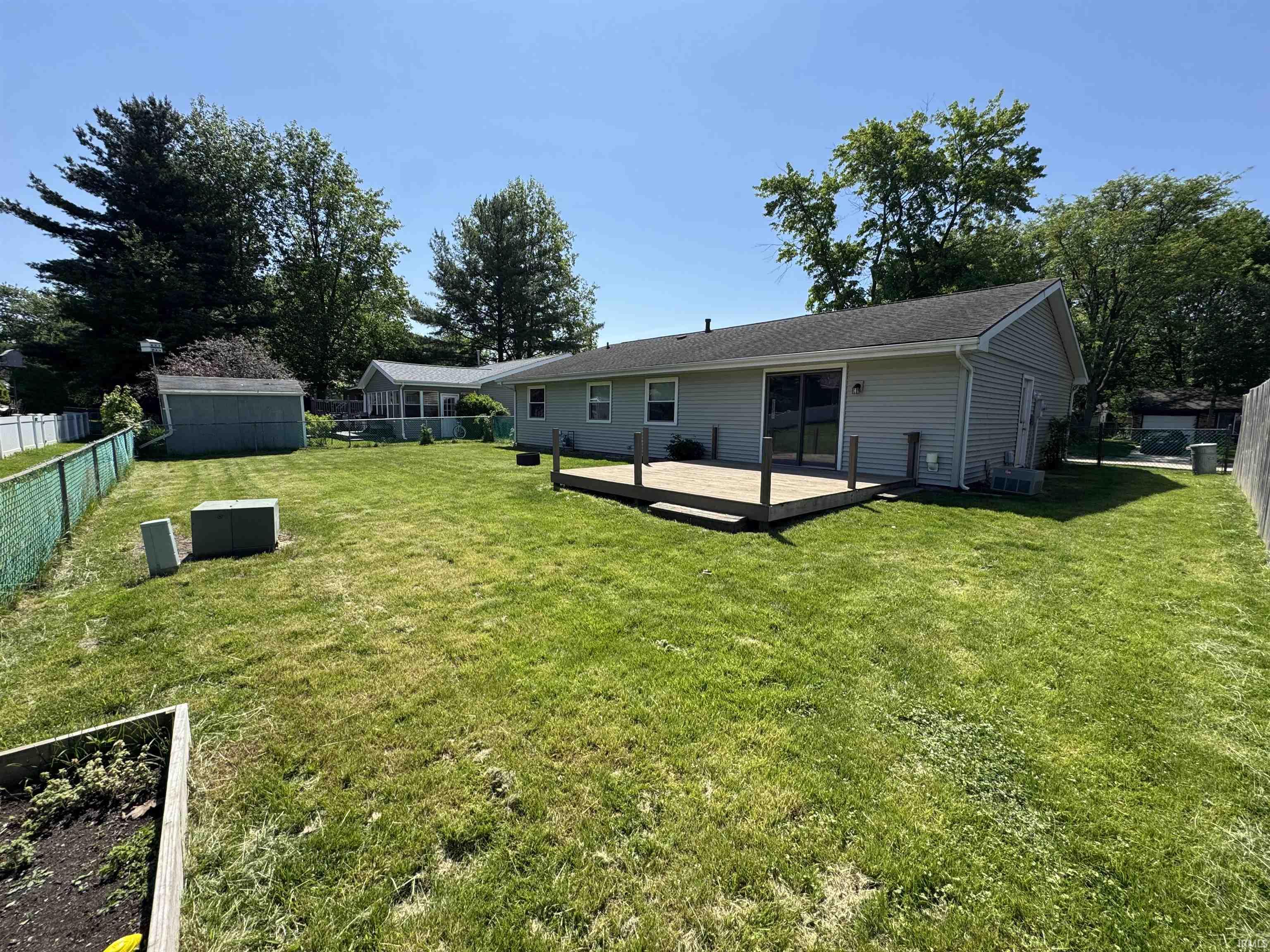 1957 Broadford Drive South Bend IN 46614