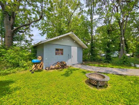 1022 Cherry Street Evansville IN 47713