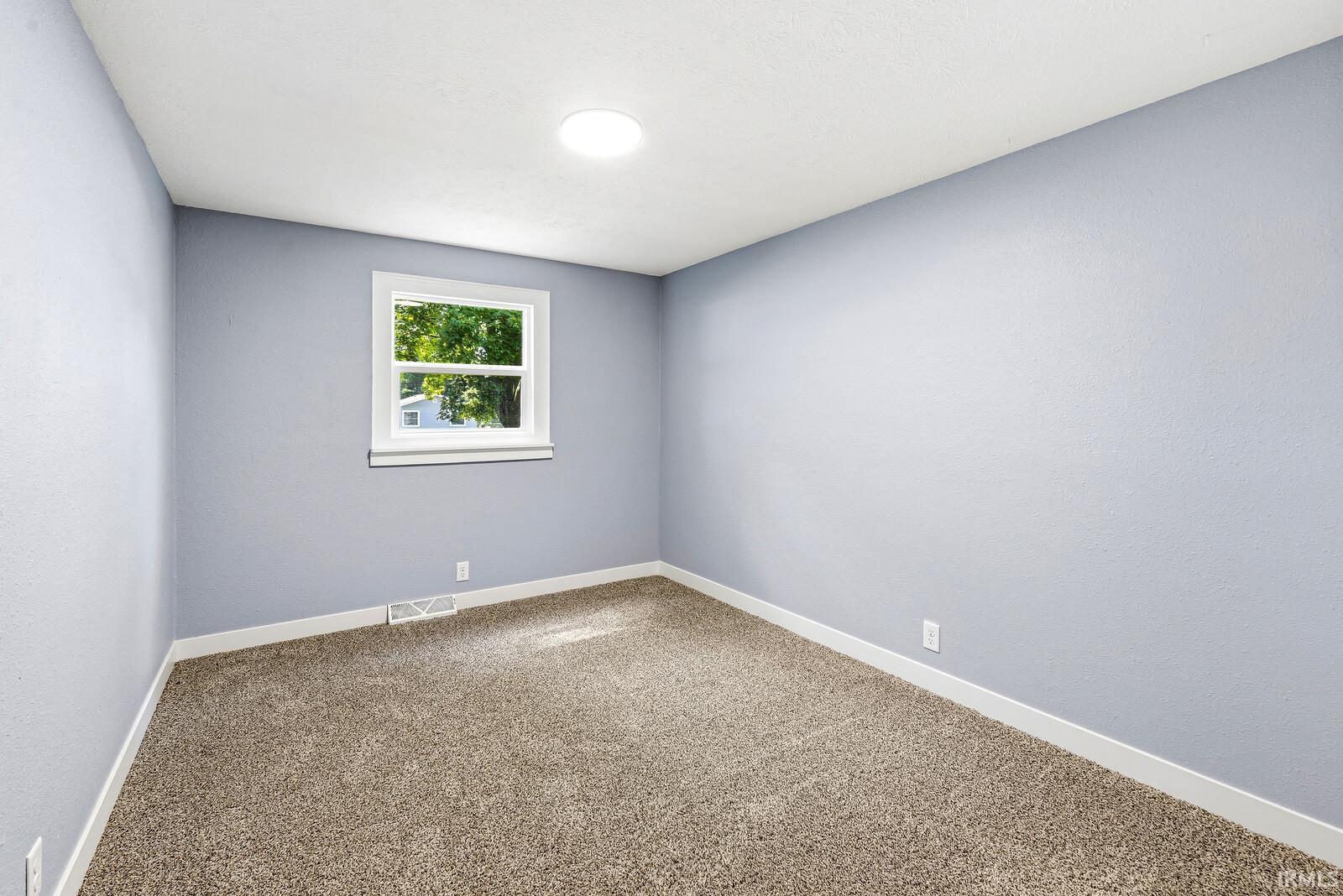 52680 Walsingham Lane South Bend IN 46637