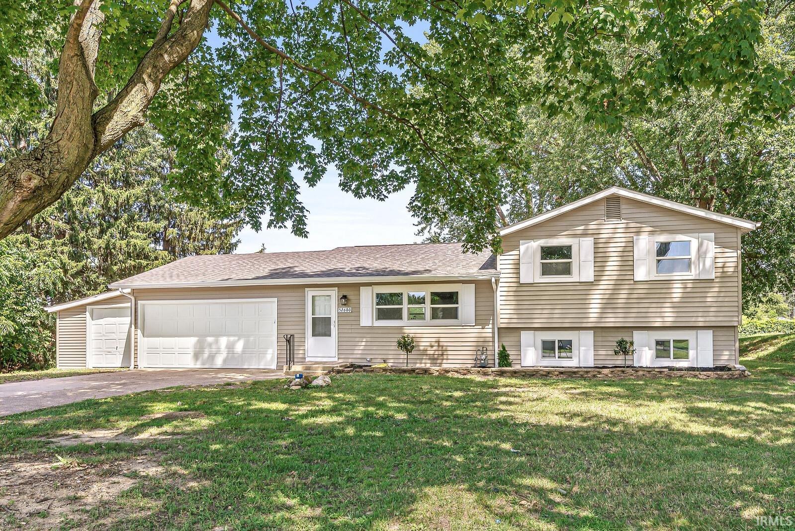 52680 Walsingham Lane South Bend IN 46637
