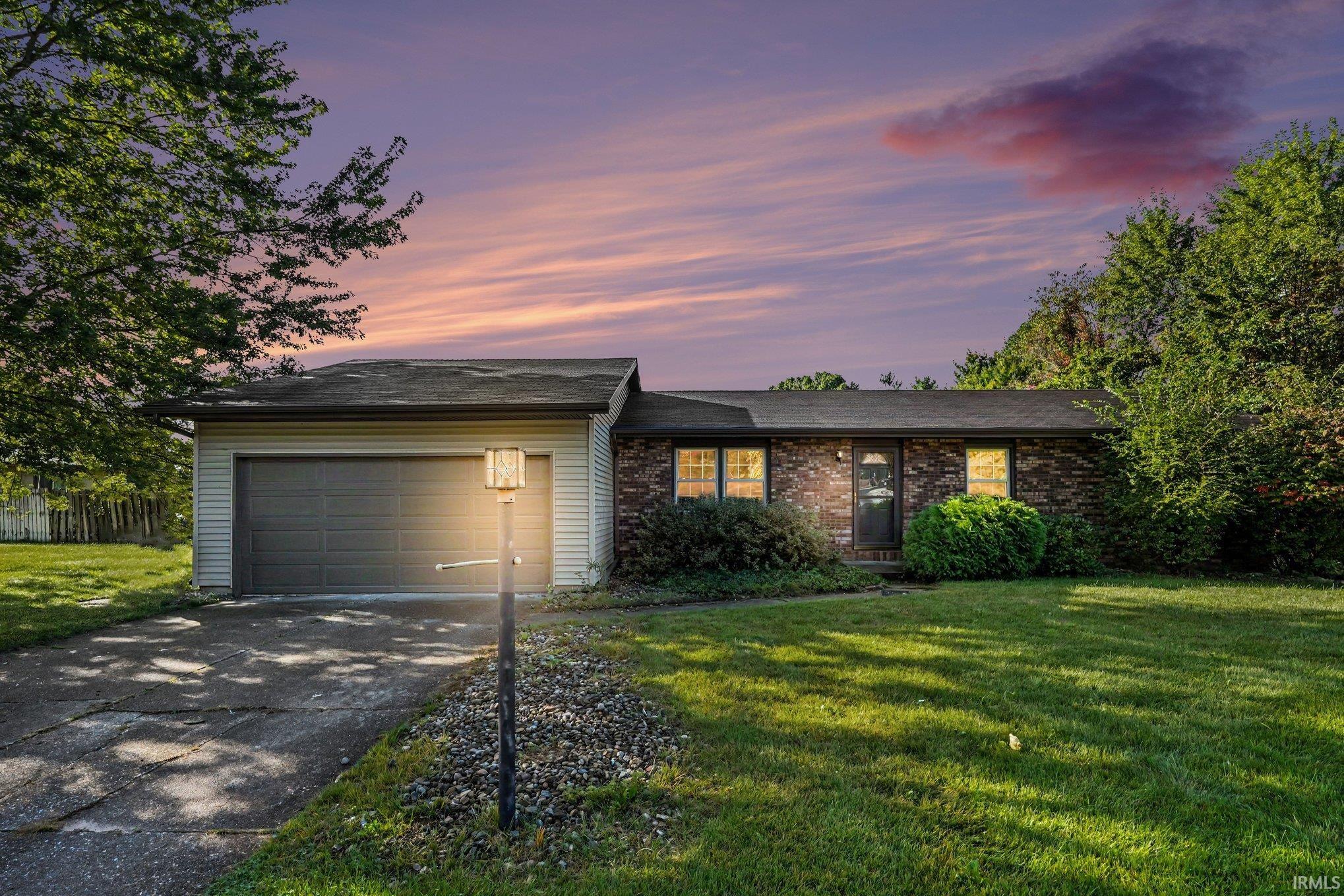22042 Sandybrook Drive South Bend IN 46628