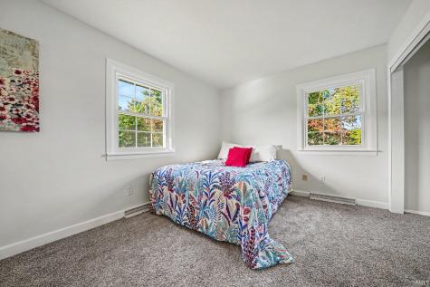 22042 Sandybrook Drive South Bend IN 46628