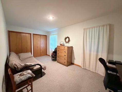 5655 S Dry Branch Road Bloomfield IN 47424