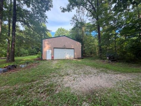 5655 S Dry Branch Road Bloomfield IN 47424