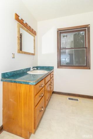 1109 S County Road 250 E New Castle IN 47362