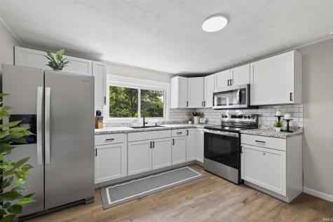609 Harrah Street Worthington IN 47471