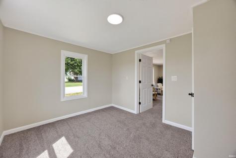 609 Harrah Street Worthington IN 47471