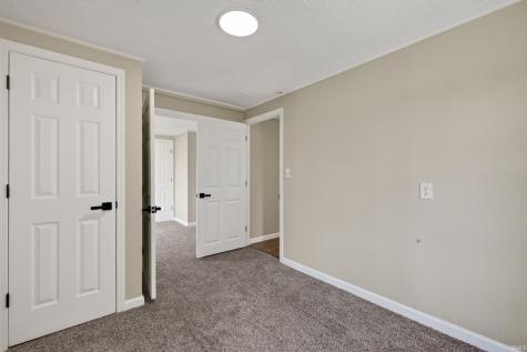 609 Harrah Street Worthington IN 47471