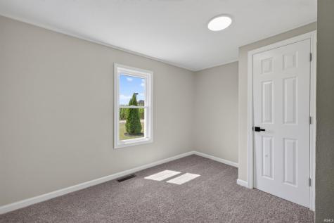 609 Harrah Street Worthington IN 47471