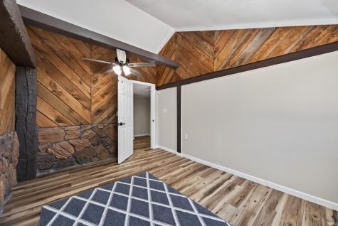 609 Harrah Street Worthington IN 47471