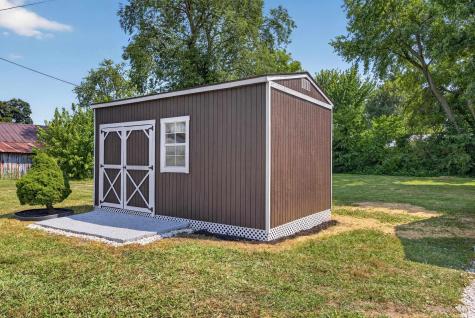 609 Harrah Street Worthington IN 47471
