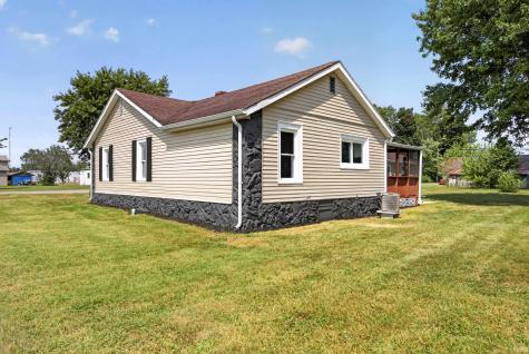 609 Harrah Street Worthington IN 47471