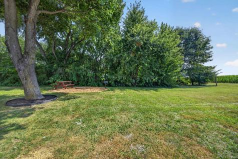 609 Harrah Street Worthington IN 47471
