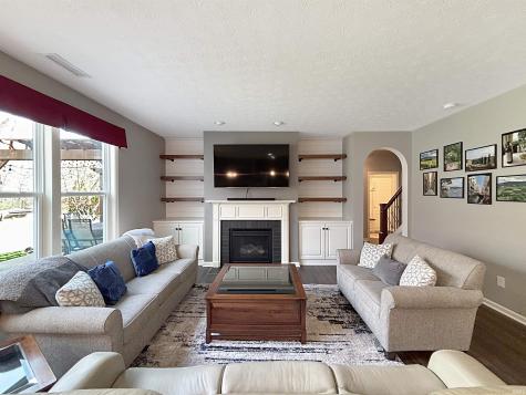 5472 W Hoge Drive Bloomington IN 47403