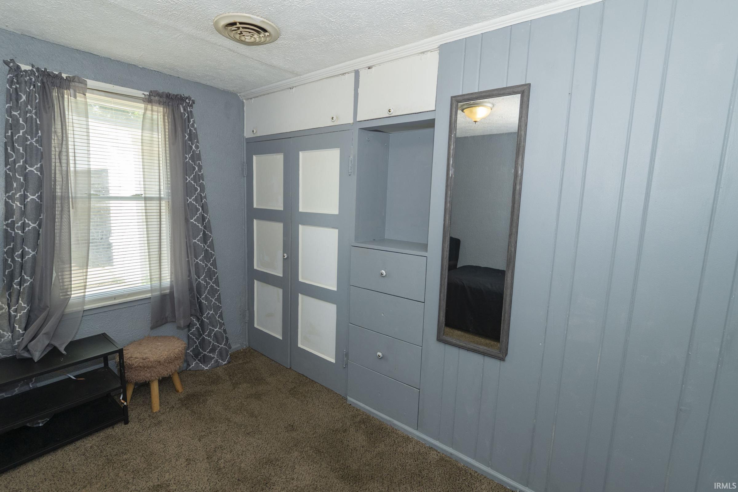 1111 Kinyon Street South Bend IN 46616