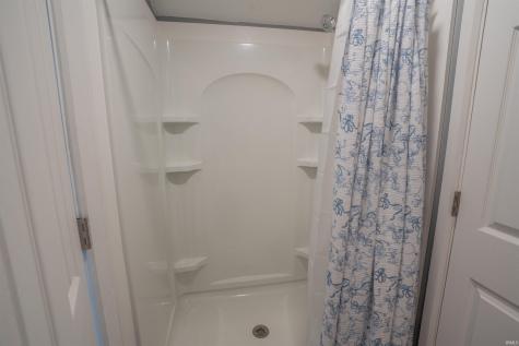 11912 W Breezy Point Drive Monticello IN 47960