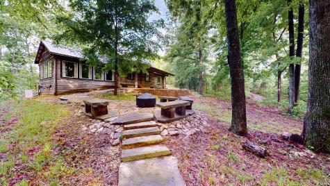 6597 S State Road 257 Velpen IN 47590