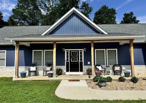 1709 Riley Court Spencer IN 47460