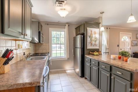 7401 Adams Avenue Evansville IN 47715
