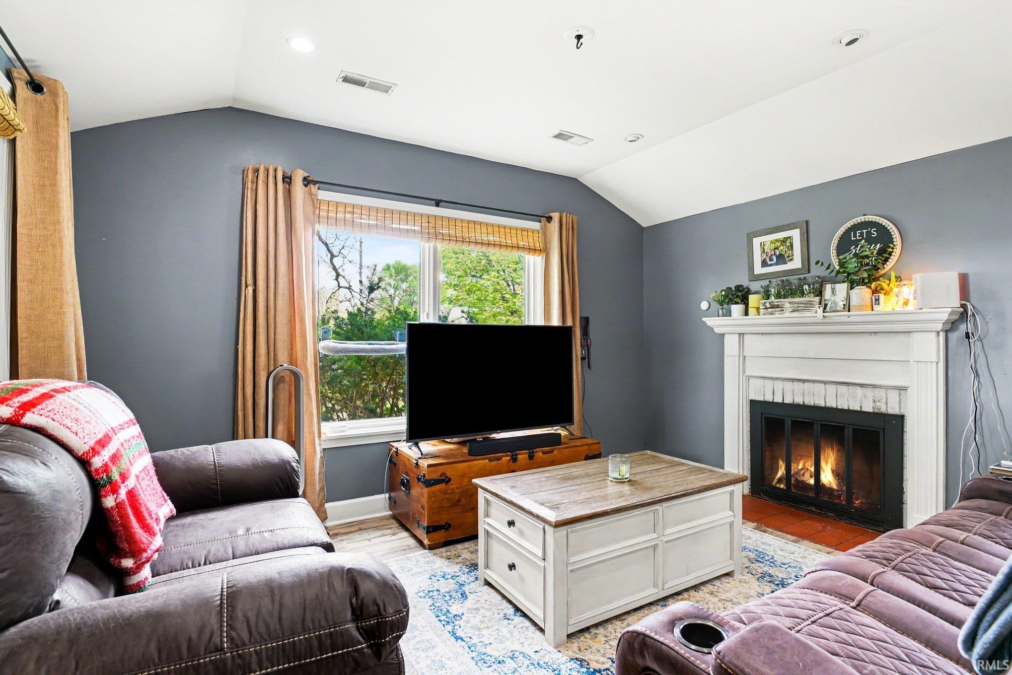 2720 Hilltop Drive South Bend IN 46614