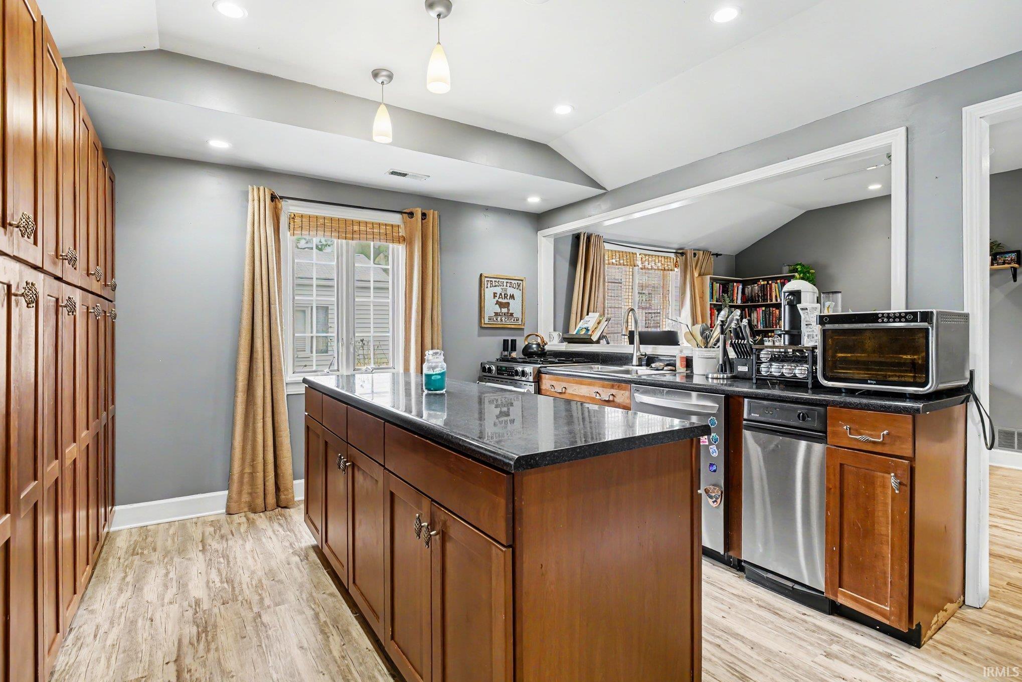2720 Hilltop Drive South Bend IN 46614