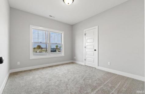 1572 Hager Way Fort Wayne IN 46818