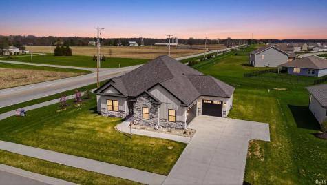 1572 Hager Way Fort Wayne IN 46818