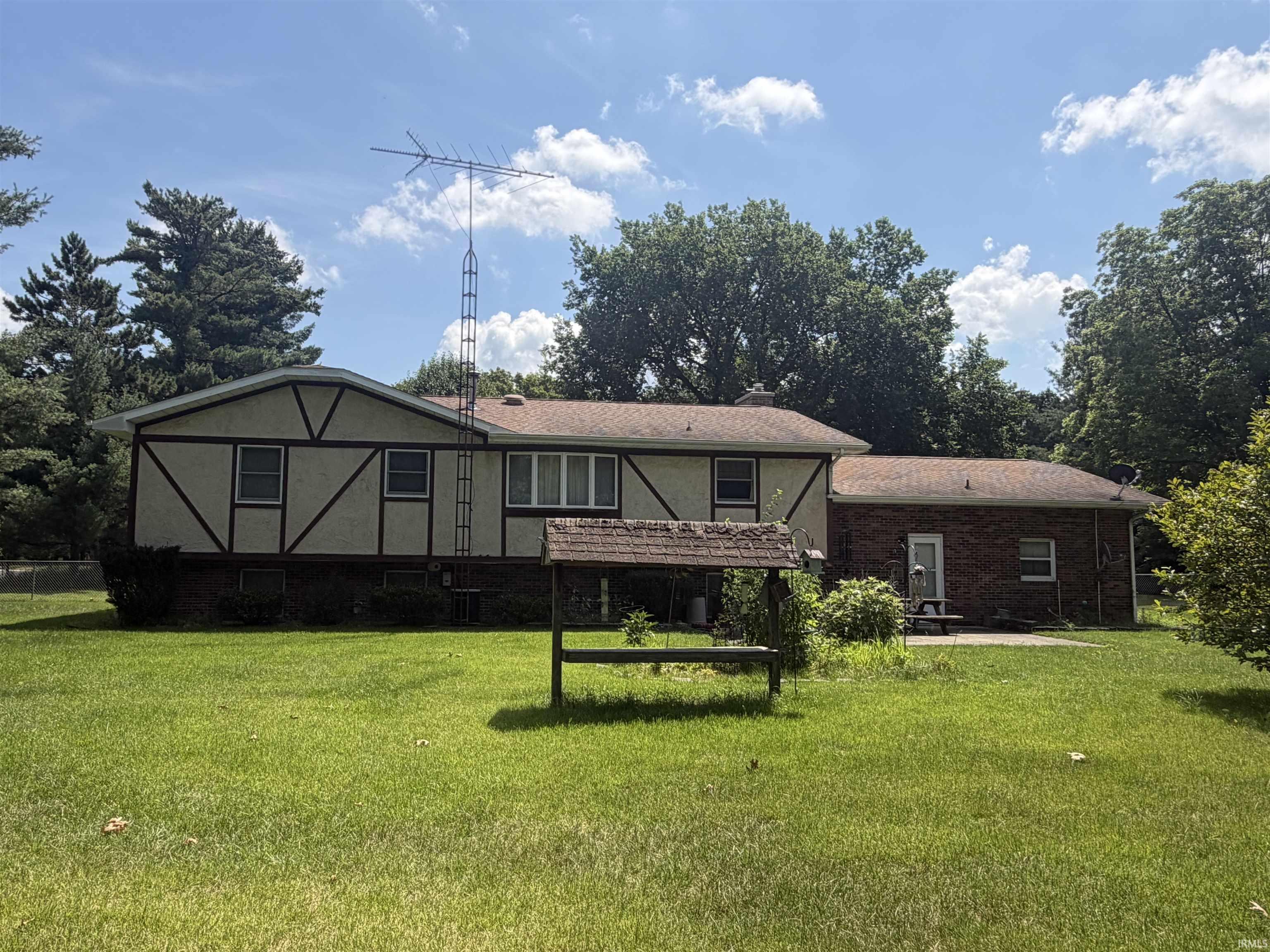 2525 S 350 E. Knox IN 46534