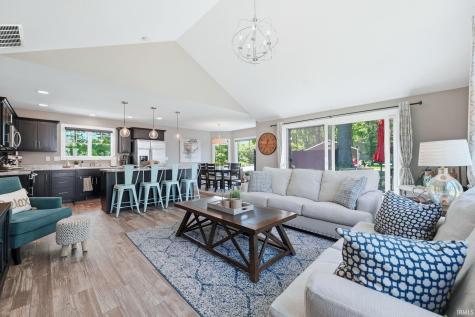 5498 S 980 E Wolcottville IN 46795
