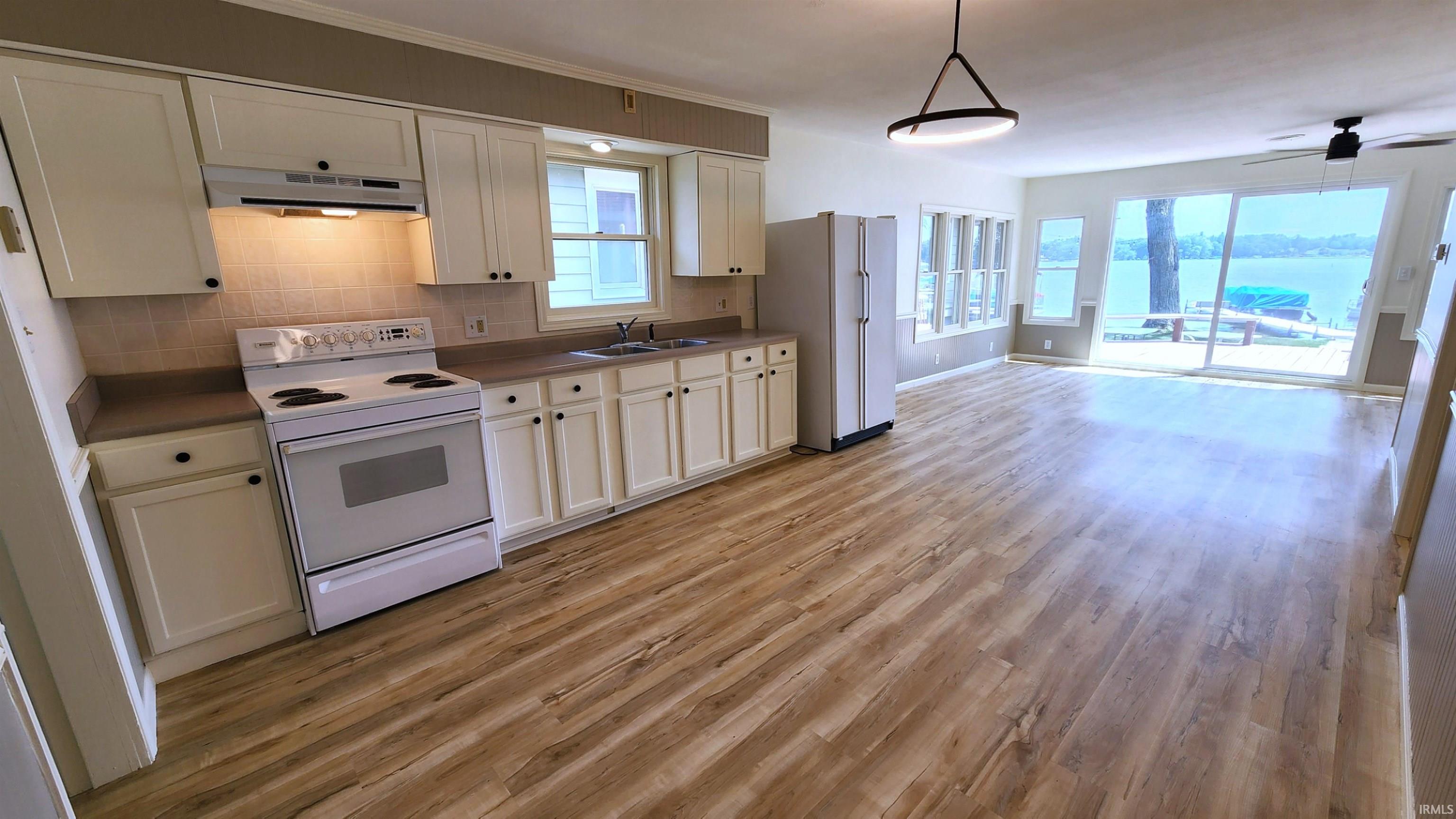 8121 N Tippecanoe Drive Walkerton IN 46574