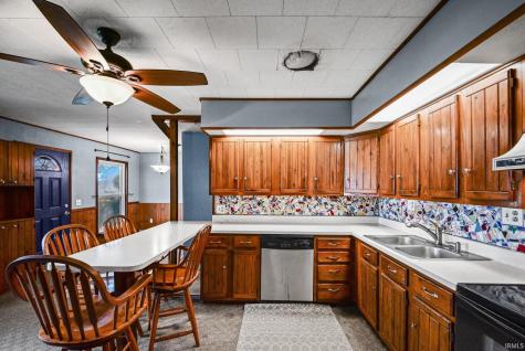 1323 W State Road 26 Rossville IN 46065