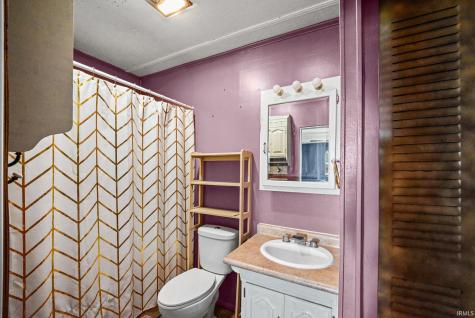 1323 W State Road 26 Rossville IN 46065