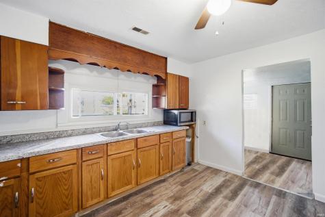 1613 W 1st Street Marion IN 46952