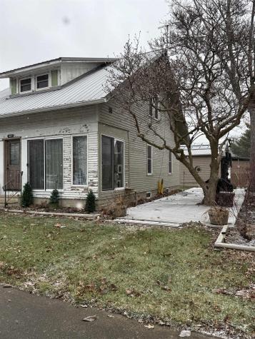 417 Center Street Berne IN 46711