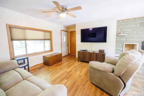 7266 Locust Lake West Drive Spencer IN 47460