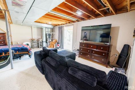 7266 Locust Lake West Drive Spencer IN 47460