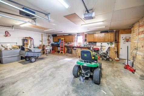 7266 Locust Lake West Drive Spencer IN 47460