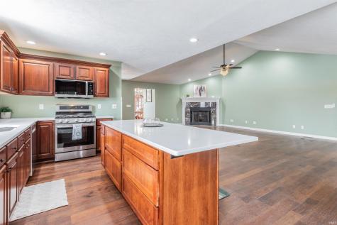 9120 Clear Creek Drive Evansville IN 47711