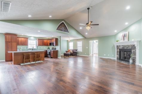 9120 Clear Creek Drive Evansville IN 47711